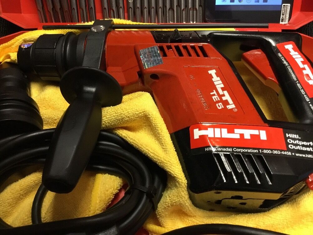 HILTI TE 5 PREOWNED, FREE TABLET, BITS AND EXTRAS