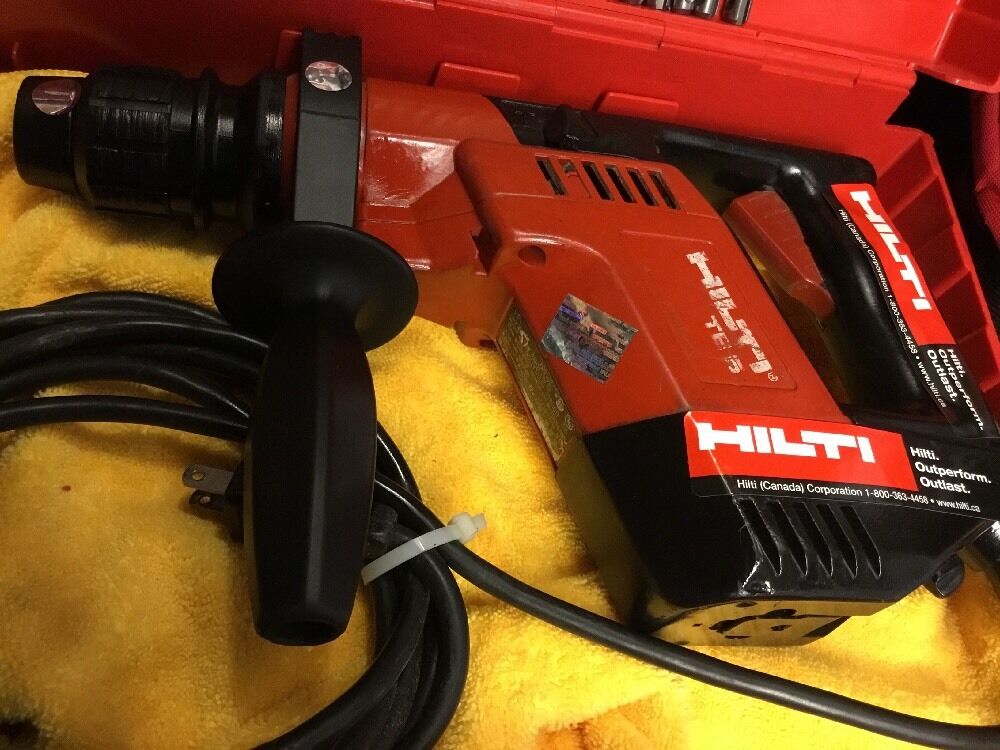 HILTI TE 5 PREOWNED, FREE COFFEE MUG, BITS, LOT OF EXTRAS