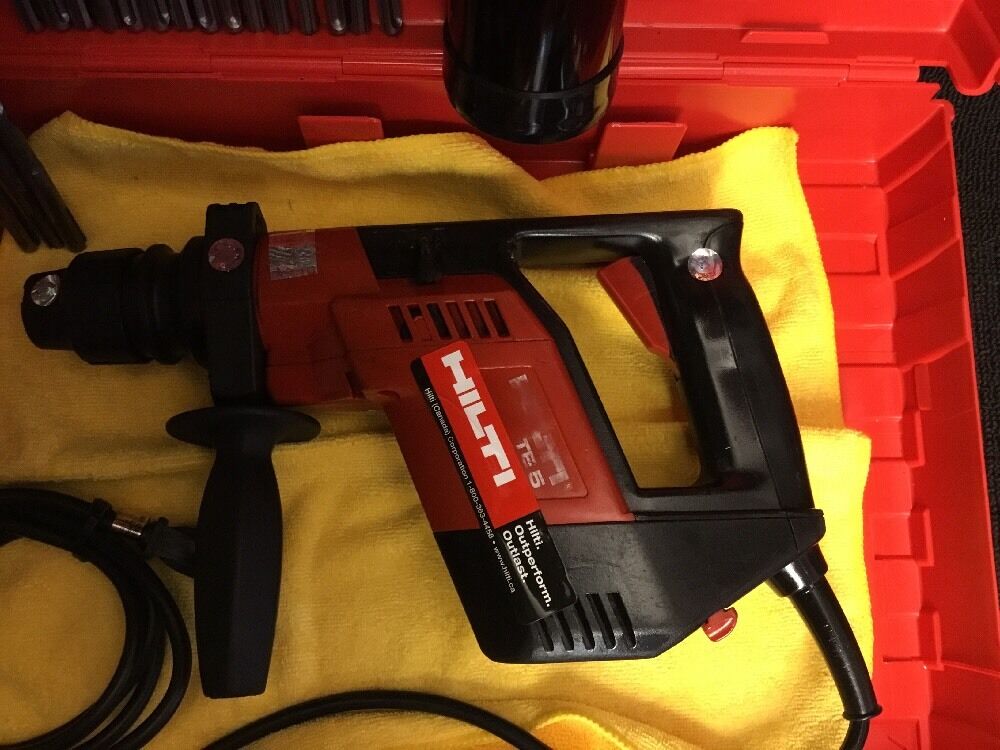 HILTI TE 5 PREOWNED, FREE THERMO, TOOL ORGANIZER, A LOT OF EXTRA