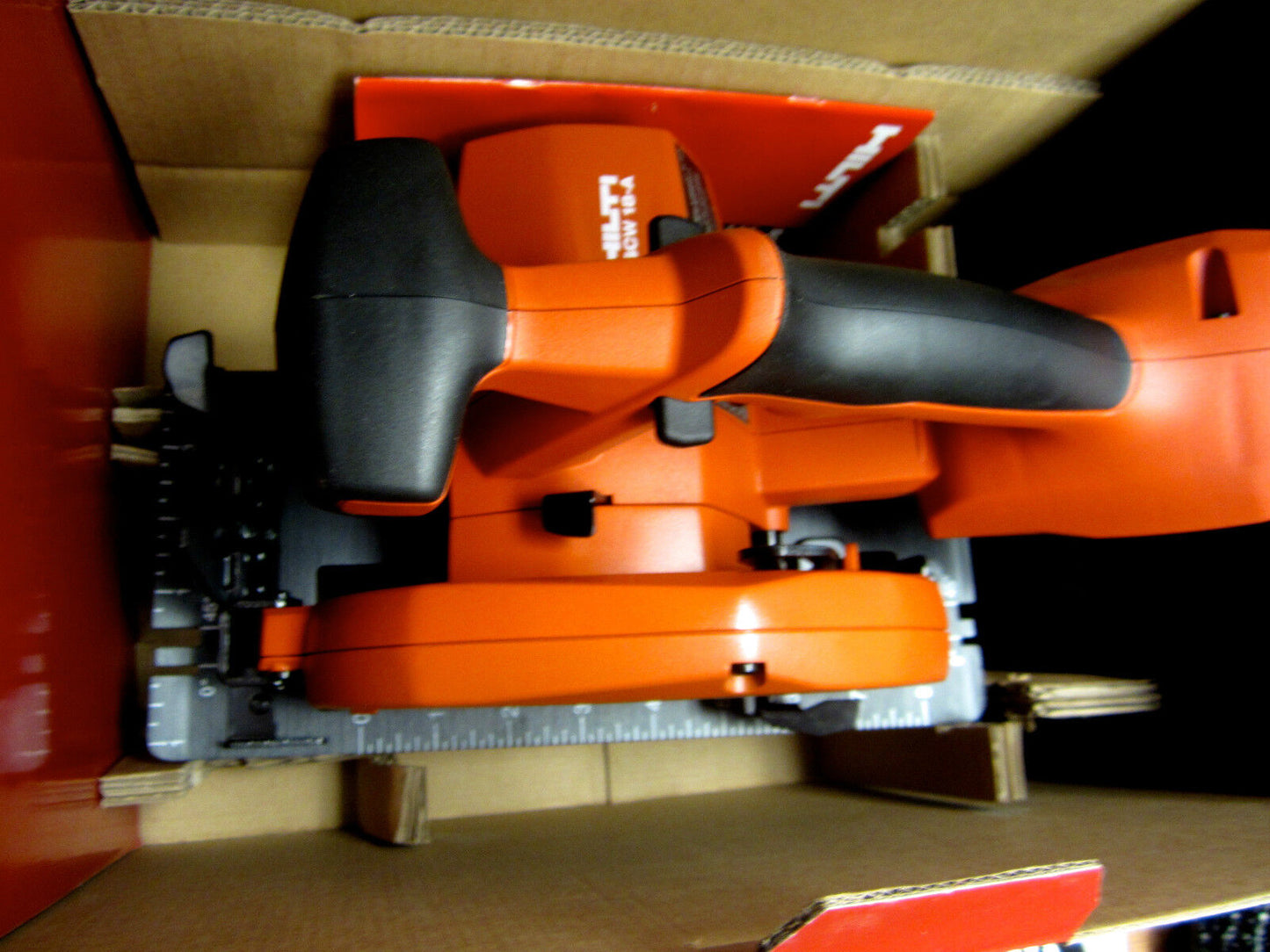 Hilti SCW 18-A CPC Cordless Circular Saw Brand New in Box (tool only)  BRAND NEW