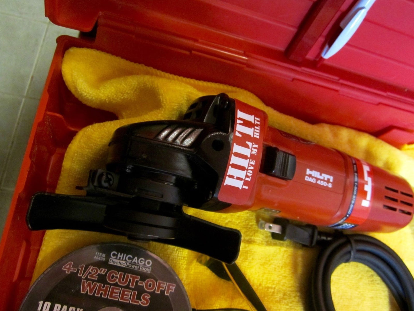 HILTI DAG 450-S ANGLE GRINDER, GREAT SHAPE