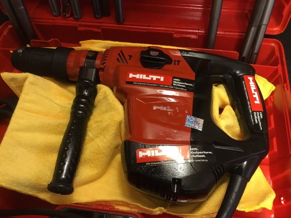 HILTI TE 60, PREOWNED, FREE HILTI GRINDER, BITS, EXTRAS