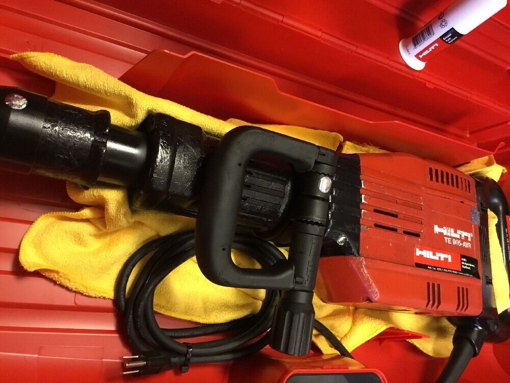 HILTI TE 905-AVR, PREOWNED, FREE ANGLE GRINDER, CHISELS, PLUS EXTRAS, FAST SHIP