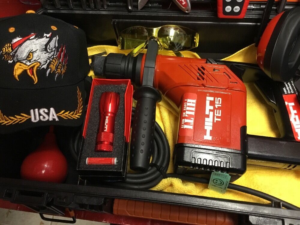 HILTI TE 15,Preowned , Knife ,bits, Laser meter , Hat