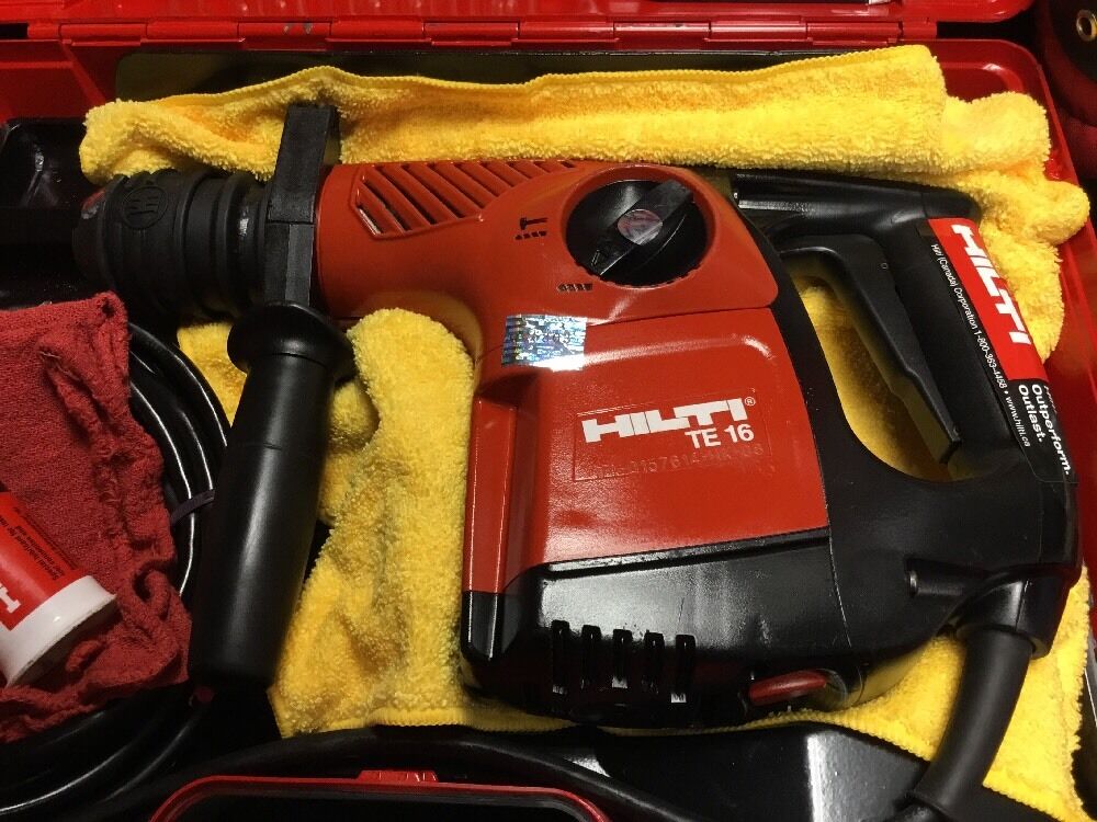 HILTI TE 16 HAMMER DRILL, PREOWNED, FREE TABLET, BITS, EXTRAS