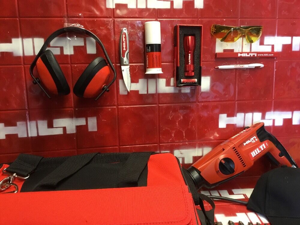 HILTI TE 2 HAMMER DRILL, PREOWNED, EXCELLENT CONDITION, EXTRAS