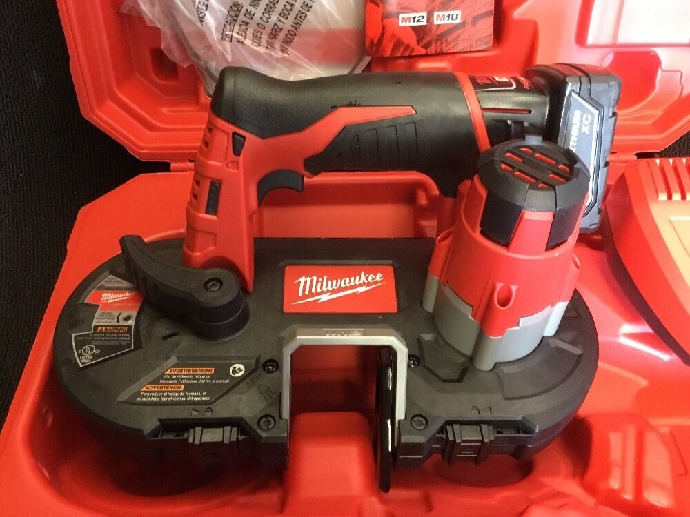 MILWAUKEE M12 CORDLESS SUB-COMPACT BAND SAW, BRAND NEW, FREE EXTRAS FAST SHIP