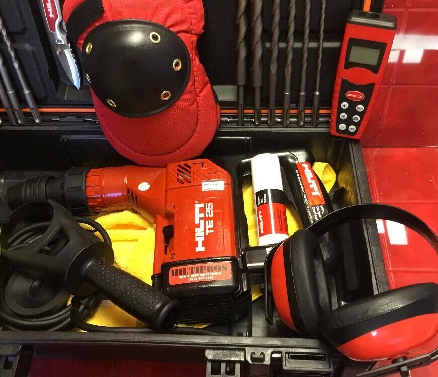 HILTI TE 25 DRILL, FREE DRILL & EXTRAS, MEASURING LASER