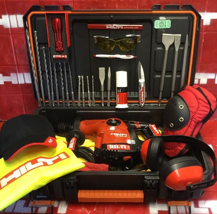 HILTI TE 30-C AVR, PREOWNED, STRONG, FREE DRILLS & CHISELS