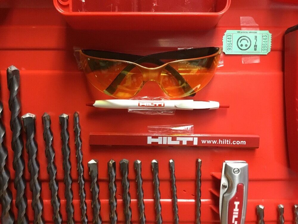 HILTI TE 15 HAMMER DRILL, GREAT CONDITION, DURABLE, FREE EXTRAS