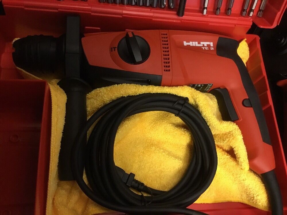 HILTI TE 2 DRILL, NEW, FREE HILTI GRINDER 450-S, A LOT OF EXTRA,