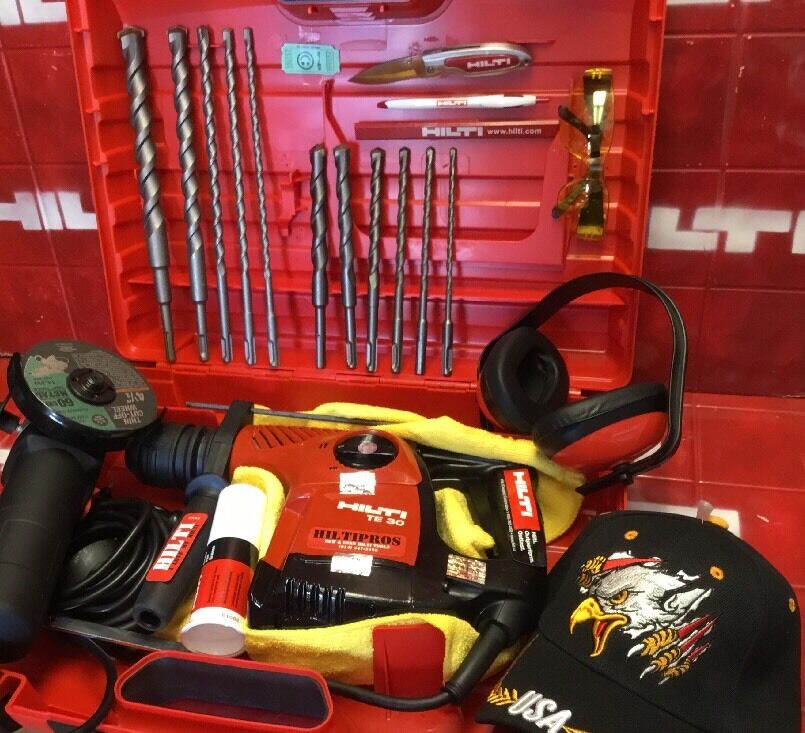 HILTI TE 30 ROTARY HAMMER DRILL,PREOWNED, GREAT CONDITION.