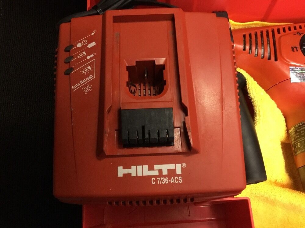 HILTI TE 7-A PREOWNED, FREE TABLET, BITS, CHISEL, EXTRAS