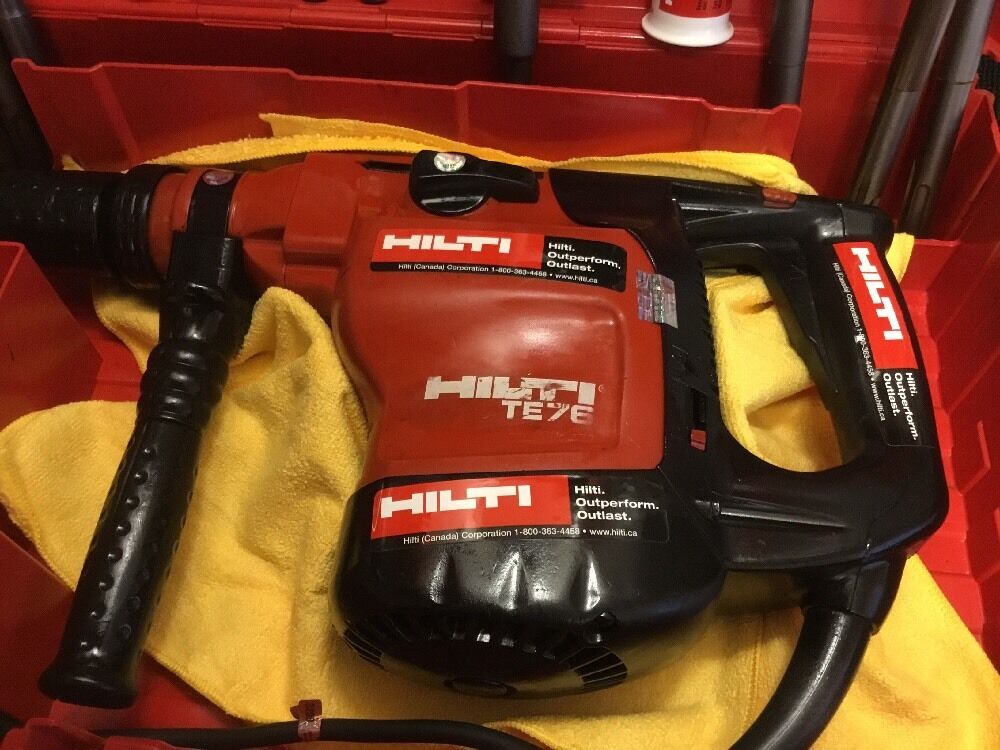 HILTI TE 76 PREOWNED, FREE HILTI GRINDER, BITS, A LOT OF EXTRAS, FAST SHIP