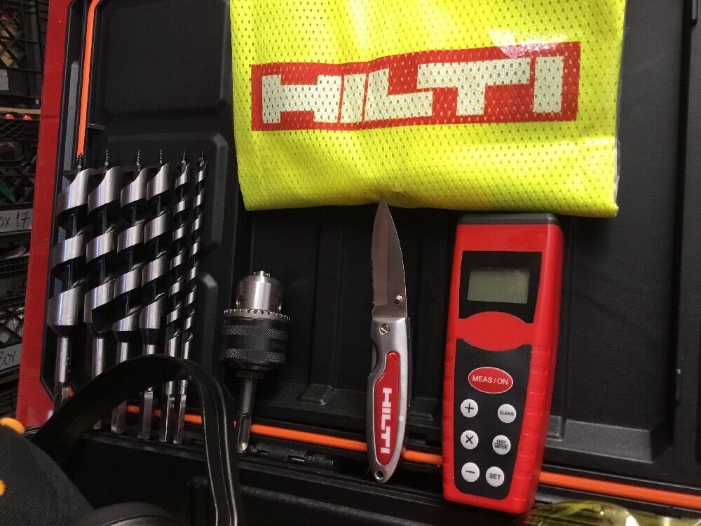 HILTI TE 24 , PREOWNED EXCELLENT CONDITION Free Bits Knife Hat Laser Vest