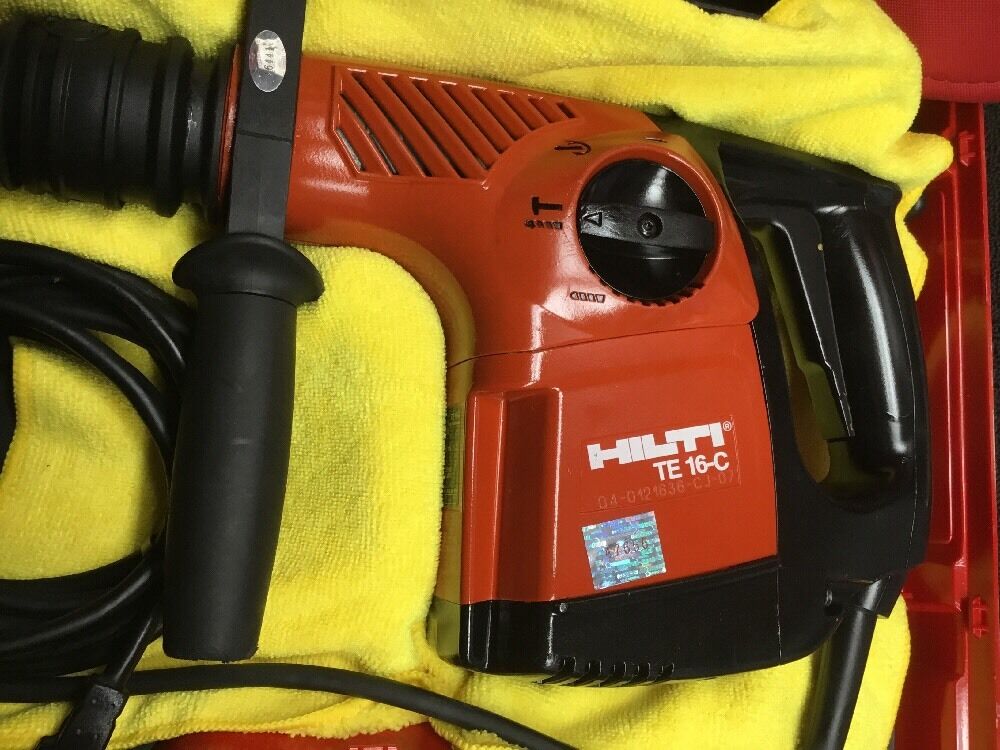 HILTI TE 16-C, GREAT CONDITION, FREE BITS, CHISELS, COMPLETE SET