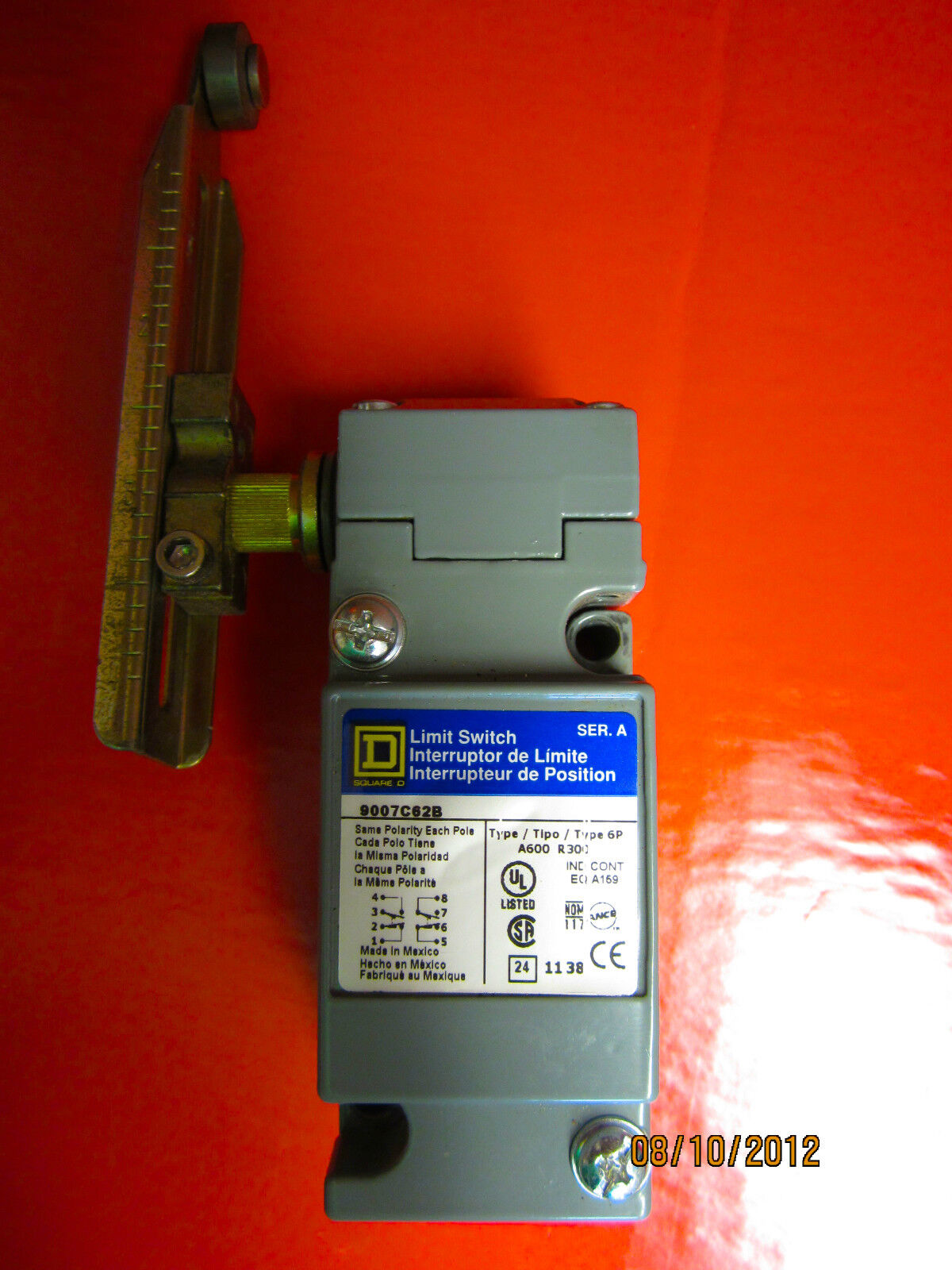 SQUARE  D  HEAVY  DUTY  LIMIT  SWITCH  9007C62B