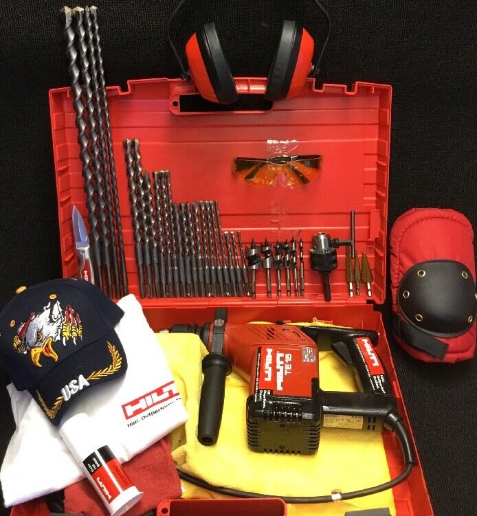 HILTI TE 15 HAMMER DRILL PREOWNED, FREE MUG, BITS, EXTRAS