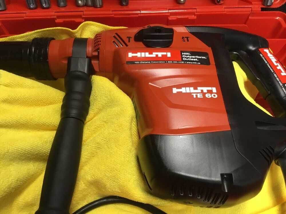 HILTI TE 60 HAMMER, PREOWNED, FREE SID 2-A, BITS, CHISELS, EXTRAS