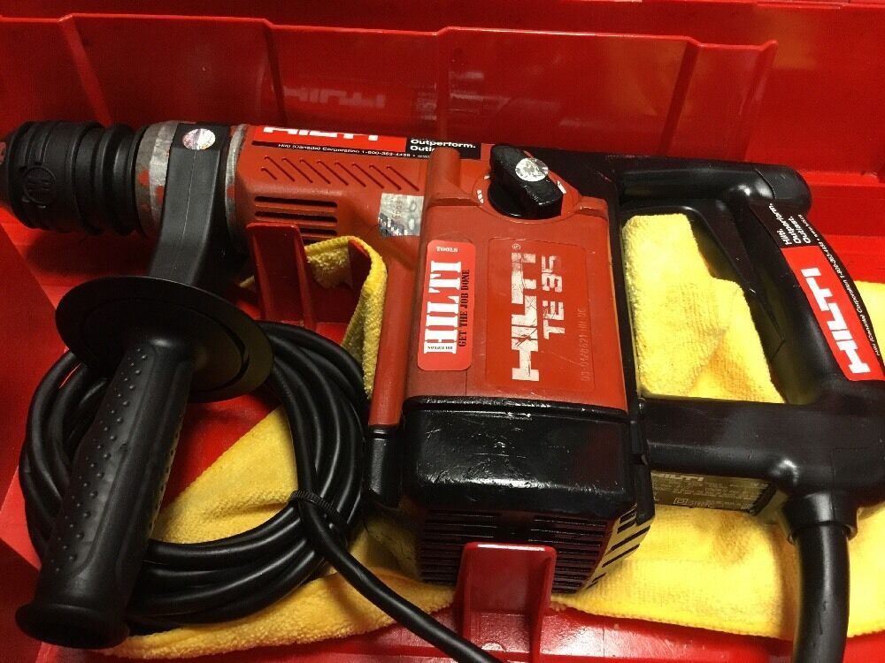 HILTI TE 35 HAMMER, PREOWNED, FREE BITS & CHISELS, ANGLE GRINDER