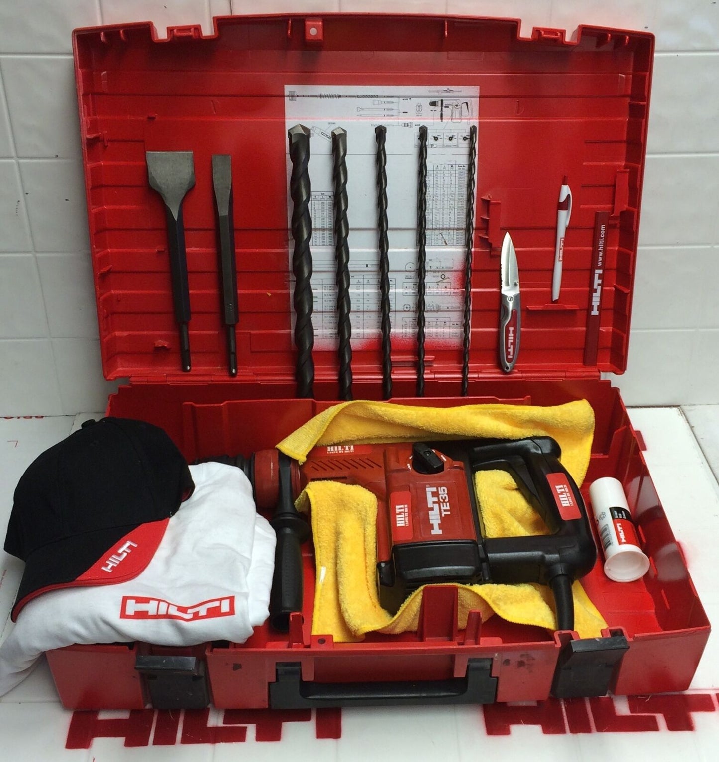 HILTI TE 35, GREAT CONDITION, ORIGINAL, STRONG, FREE EXTRAS