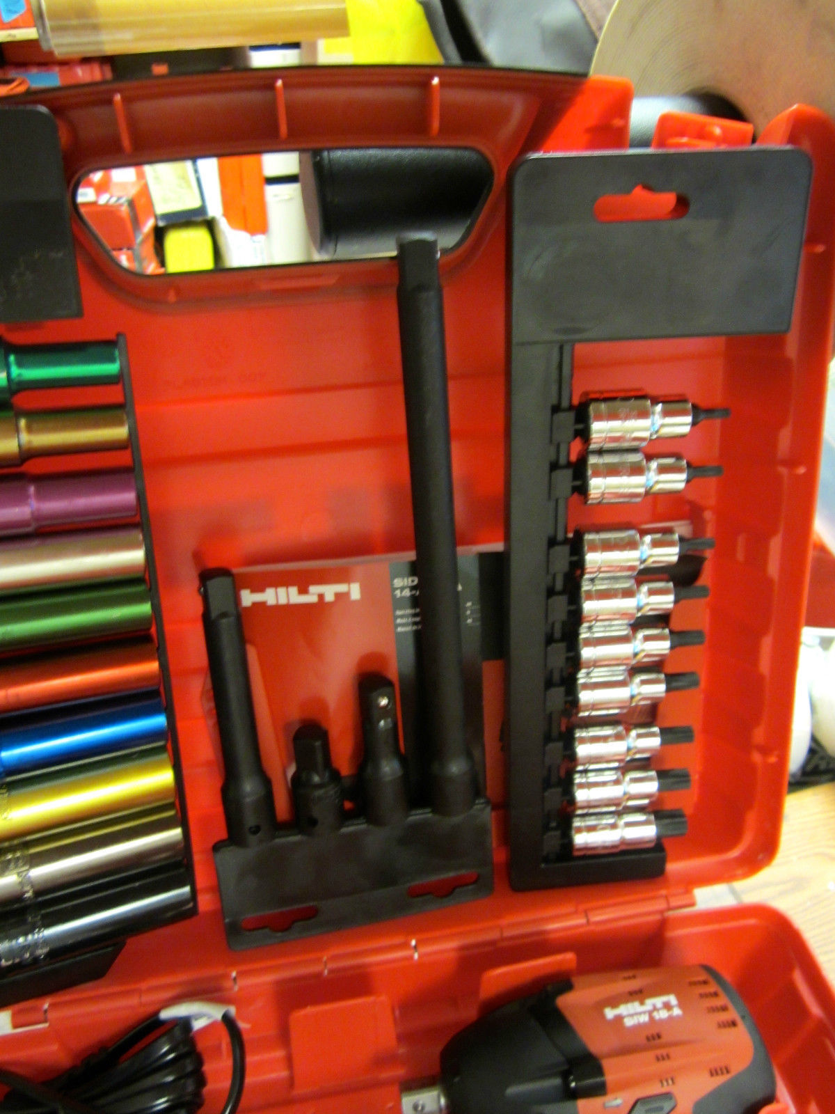 HILTI SIW 18-A IMPACT WRENCH KIT, BRAND NEW, FREE SOCKETS SET& EXTRAS