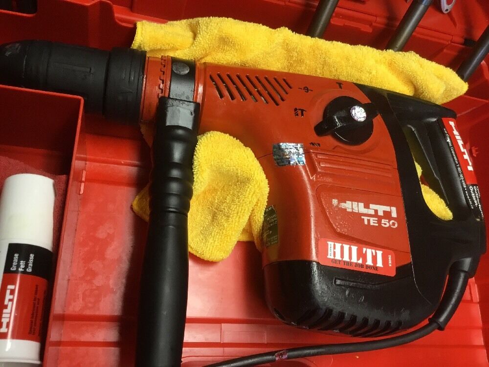 HILTI TE 50, PREOWNED, FREE BITS & CHISEL, LASER DISTANCE METER, FAST SHIP