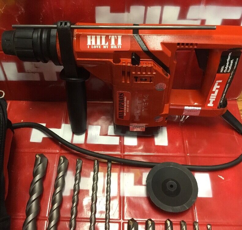 HILTI TE 14 HAMMER DRILL, NICE BAG , LOAD BITS , KNIFE