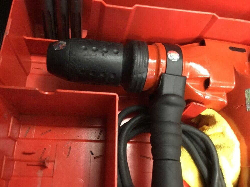 HILTI TE 76 P, PREOWNED, FREE TABLET, BITS, CHISEL, EXTRAS, FAST SHIP