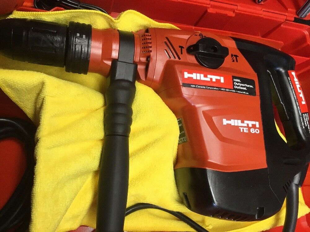 HILTI TE 60 HAMMER, PREOWNED, FREE SID 2-A, BITS, CHISELS, EXTRAS