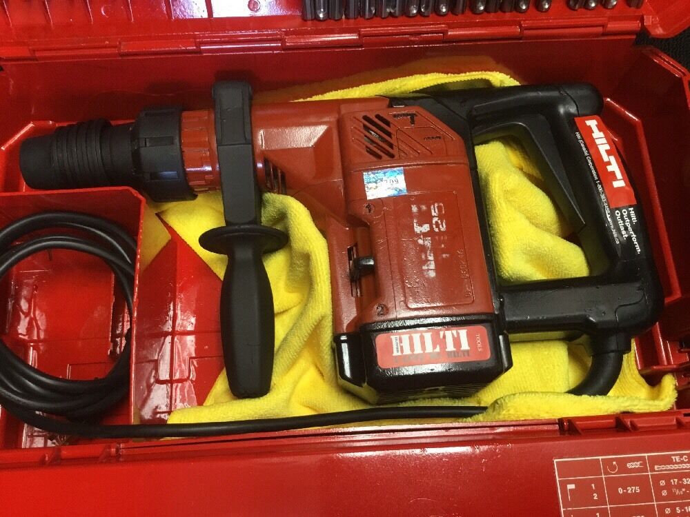 HILTI TE 25 DRILL, PREOWNED, FREE BLUETOOTH SPEAKER, DRILL & EXTRAS