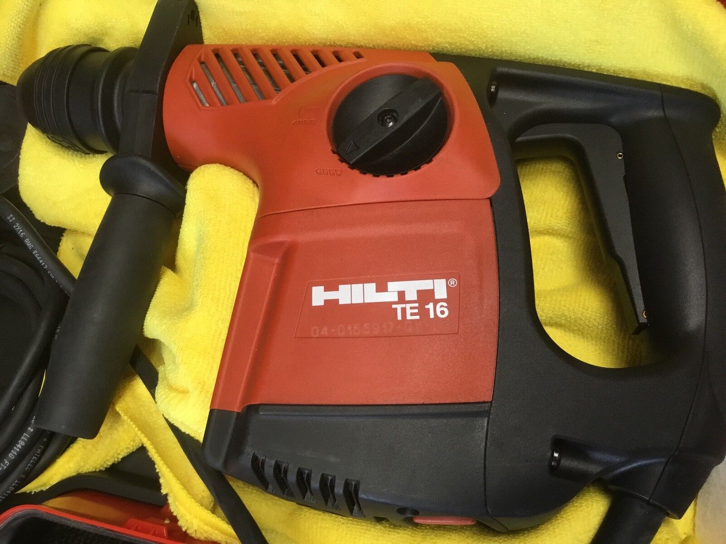 HILTI TE 16,BRAND NEW, FREE GRINDER, BITS, EXTRAS,