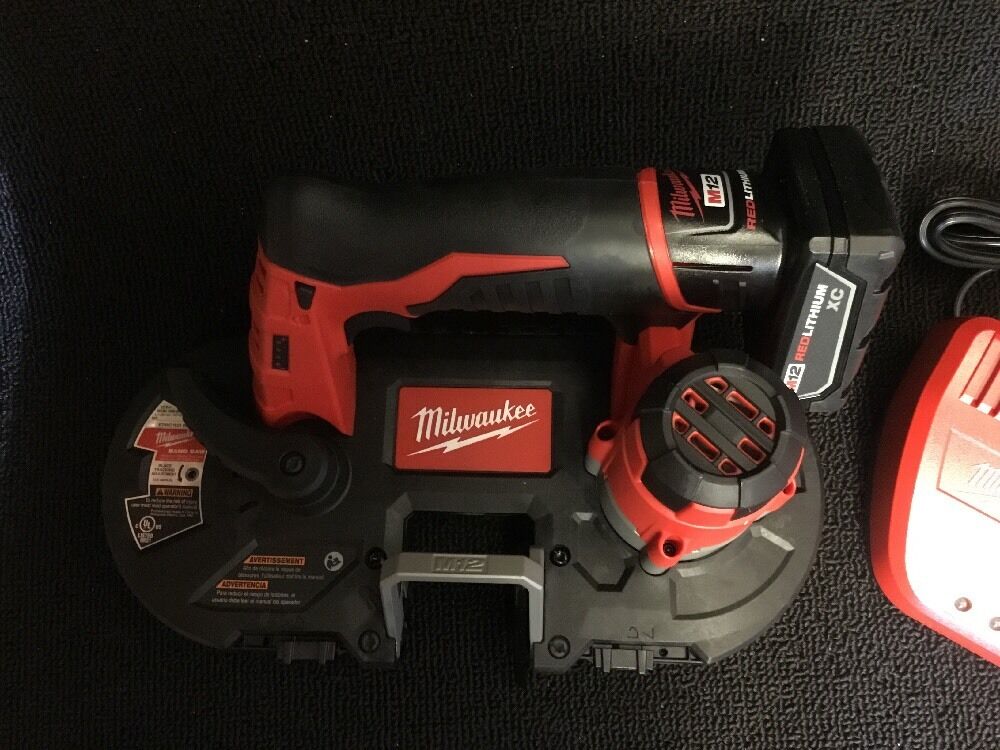 MILWAUKEE M12 CORDLESS SUB-COMPACT BAND SAW, BRAND NEW, FREE EXTRAS FAST SHIP