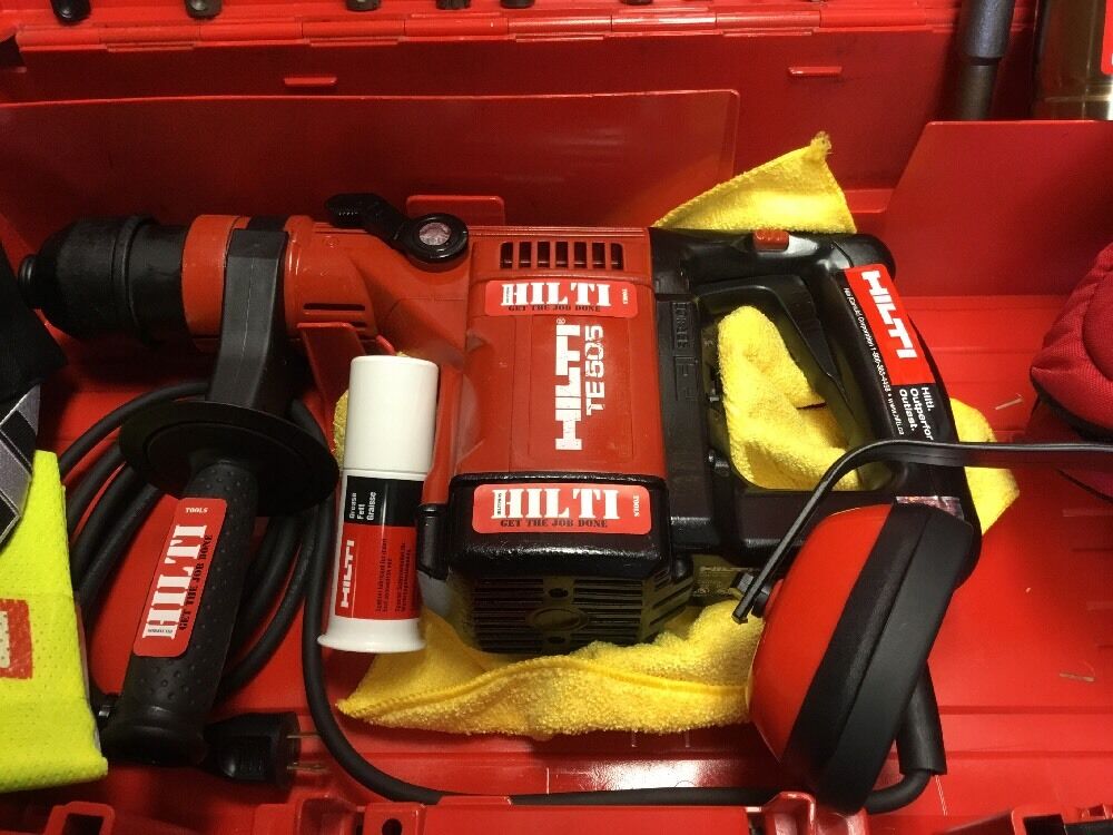 HILTI TE 505, L@@K, BREAKER, CHISELS INCLUDE, FREE EXTRAS, DURABLE, FAST SHIP