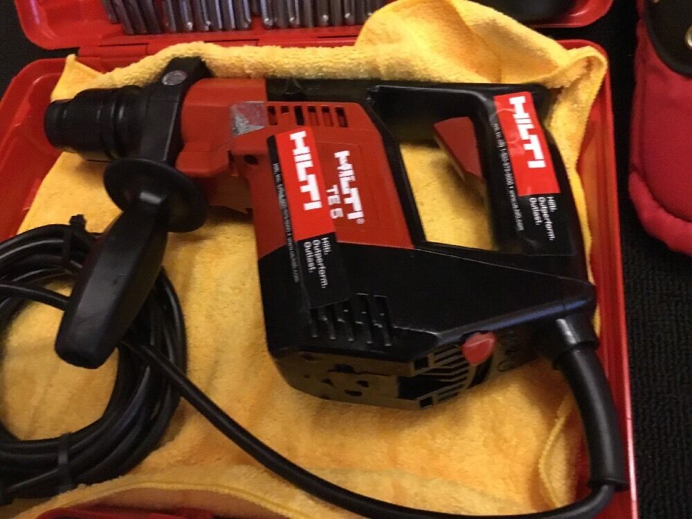 HILTI TE 5 GREAT CONDITION, FREE MUG, BITS, LOT OF EXTRAS