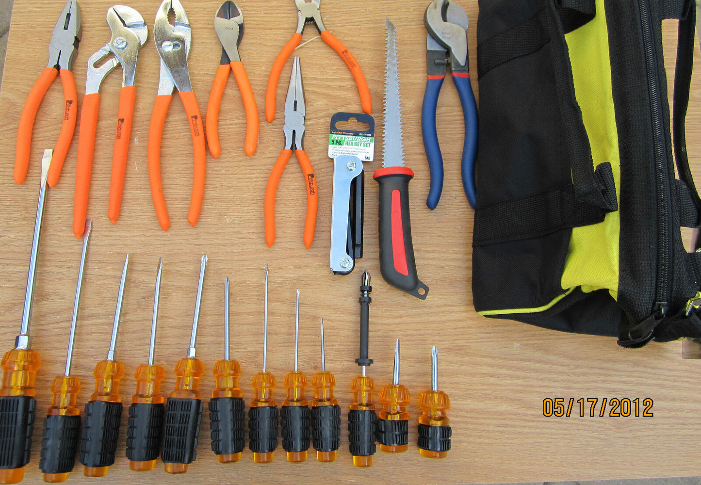 ELECTRICIAN/ PLUMBER  TOOLS  22 PCS,