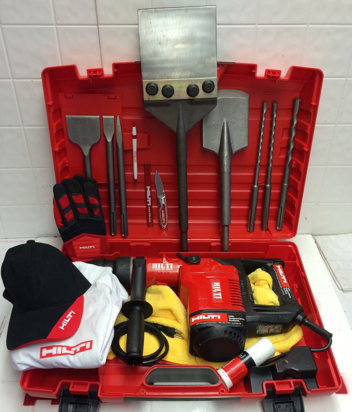 HILTI TE 74 PREOWNED, FREE BITS, CHISELS, HILTI HAT