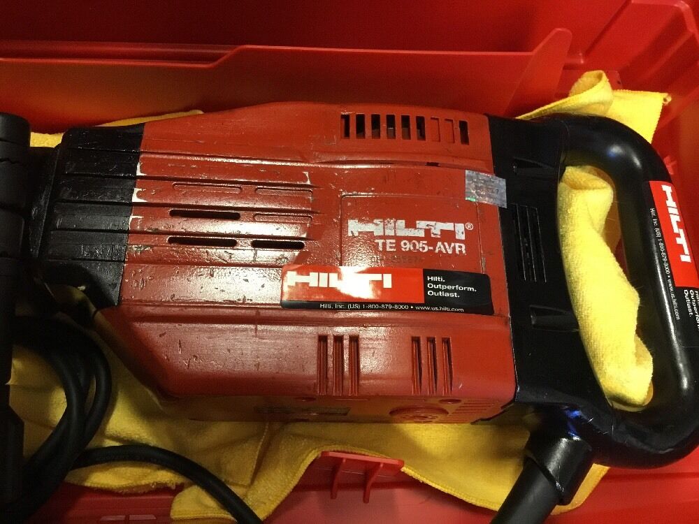 HILTI TE 905-AVR, PREOWNED, FREE ANGLE GRINDER, CHISELS, PLUS EXTRAS, FAST SHIP