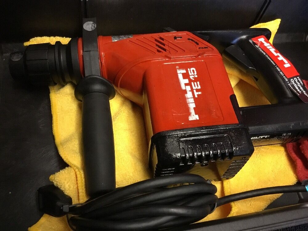 HILTI TE 15 PREOWNED, FREE LASER METER, BITS AND EXTRAS