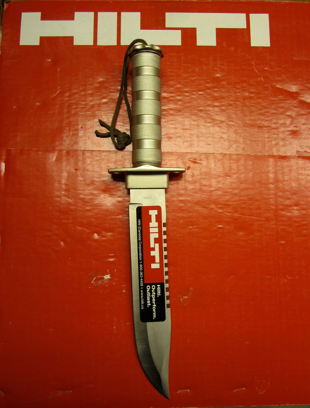 HILTI 8" HUNTING/SURVIVAL KNIFE, BRAND NEW, COME WITH SURVIVAL KIT