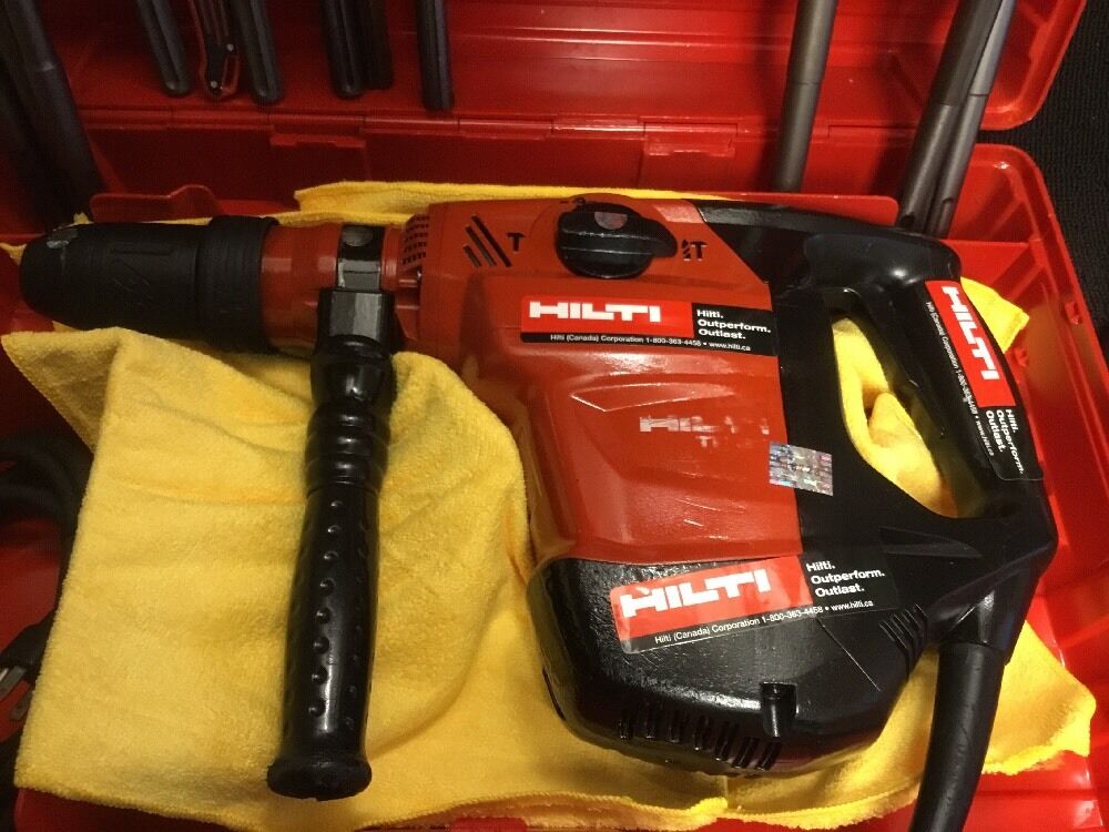 HILTI TE 60, PREOWNED, FREE HILTI GRINDER, BITS, EXTRAS