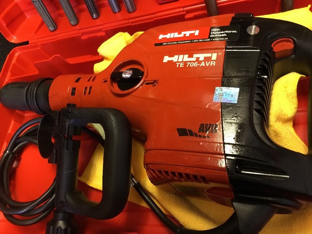 HILTI TE 706 PREOWNED, FREE LASER METER, CHISELS, EXTRAS