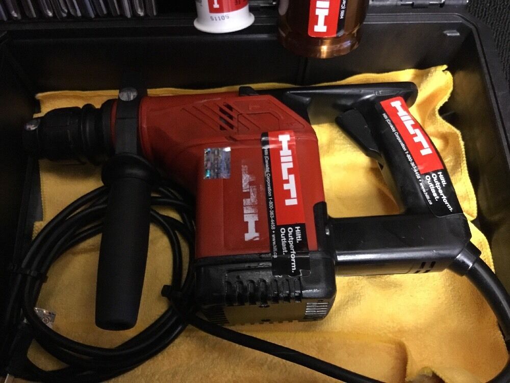 HILTI TE 15, PREOWNED, FREE THERMO, BITS, AND A LOT OF MORE