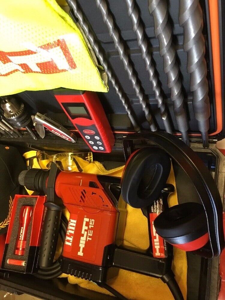 HILTI TE 15,Preowned , Knife ,bits, Laser meter , Hat