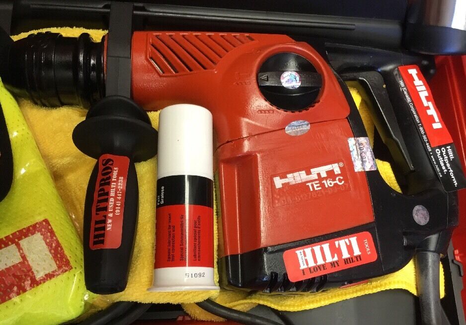 HILTI TE 16-C HAMMER DRILL, PREOWNED, FREE EXTRAS AND BITS