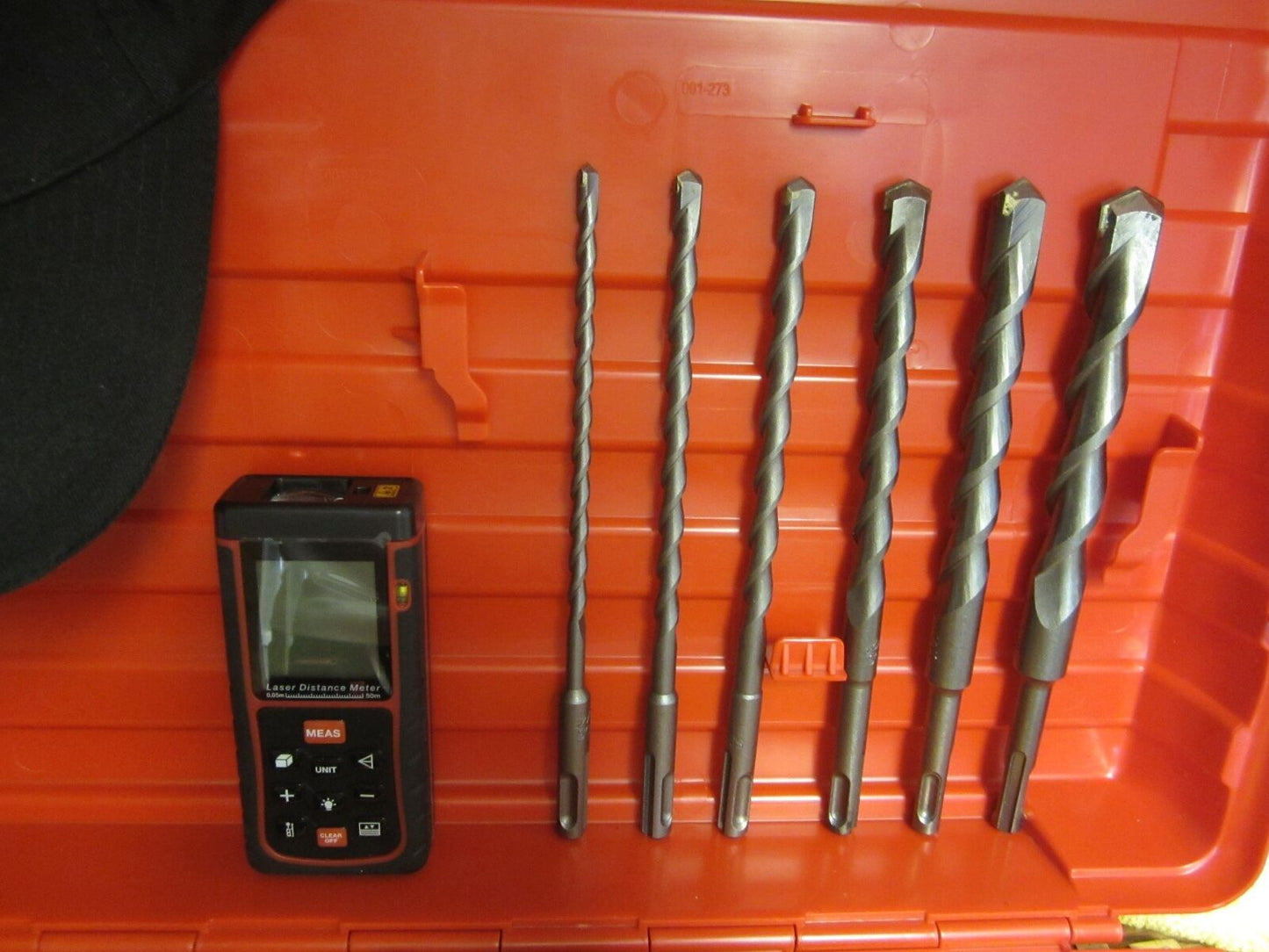 HILTI TE 22 DRILL, GREAT CONDITION, FREE LASER METER, EXTRAS