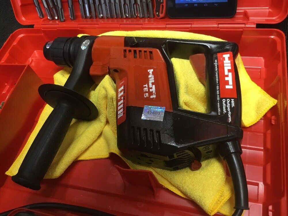 HILTI TE 5 PREOWNED, FREE ANDROID TABLET, REINFORCED HANDLE, BIT