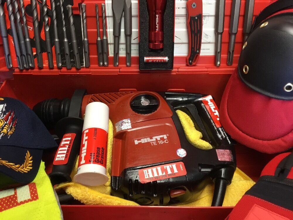 HILTI TE 16-C, GREAT CONDITION, FREE EXTRAS