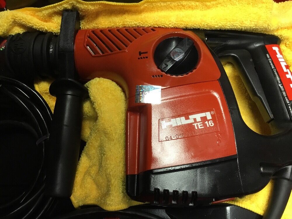 HILTI TE 16 HAMMER DRILL, PREOWNED, FREE TABLET, BITS, EXTRAS