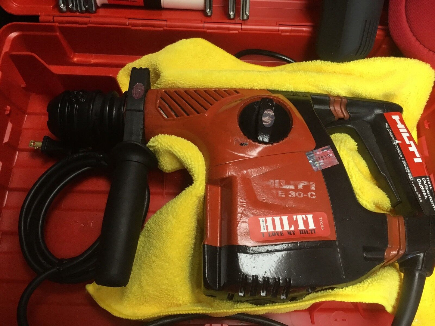 HILTI TE 30-C HAMMER DRILL, PREOWNED, MADE IN GERMANY, FREE GRINDER